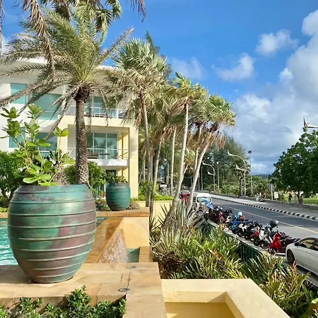 Karon Seaview Beachfront - 2 Bedroom Apartment At Paradox Residence Exterior photo