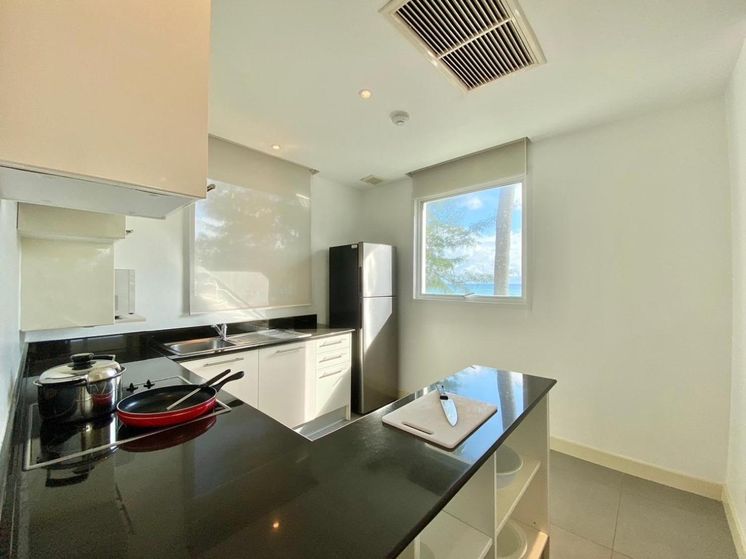 Seaview Beachfront - 2 Bedroom At Paradox Appartement Karon